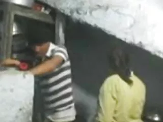 सींग का हॉलीवुड बीएफ सेक्सी मूवी बना शहद