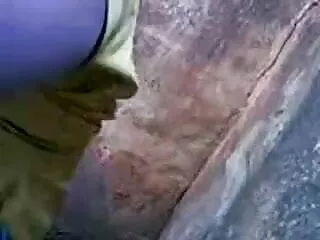 piedini da सेक्सी मूवी चलने वाली mangiare