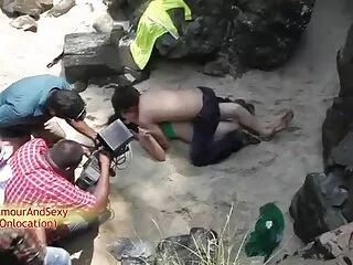 एमेच्योर बगीचे हिंदी सेक्सी एचडी मूवी में बकवास करते हैं