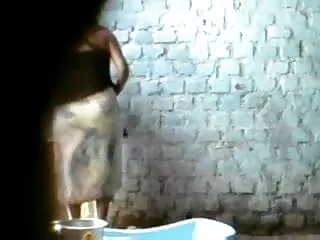 सीएफएनएम के पास अपने नग्न स्टड को लहराते हुए सहेली दौड़ है हिंदी सेक्सी वीडियो मूवी