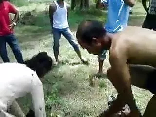 वह ऐश्वर्या राय की सेक्सी मूवी चुदाई करते समय नॉन स्टॉप बैठती है