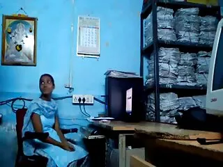 ऑस्टिन टेलर मॉम्स बीएफ सेक्सी फिल्में मूवी कोयल