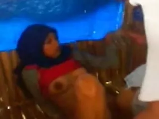 टैटू लड़की मालिश सेक्सी फिल्म की मूवी करती है
