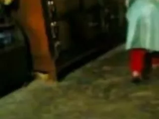 लड़की अगले दरवाजे के साथ सही स्तन गड़बड़ हो जाता है इंग्लिश फिल्म सेक्सी मूवी