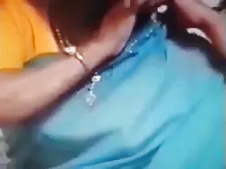 बस्टी मोम हो जाता है सेक्सी पिक्चर वीडियो एचडी मूवी गड़बड़ द्वारा 2 हॉर्नी लोग