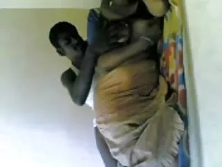 कैम पर हस्तमैथुन करता हिंदी मूवी एचडी सेक्सी है