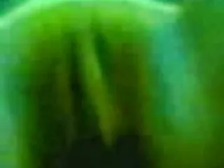 चार्ली शीन ने बाथरूम में सेक्सी मूवी उसकी झांकती हुई टॉम को पकड़ लिया