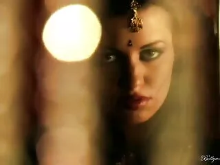 परिपक्व मिश्रण सेक्सी में हिंदी मूवी