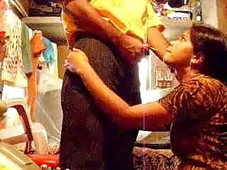 लोला, एक वफादार दोस्त के एचडी सेक्सी मूवी हिंदी लिए! P.O.V.