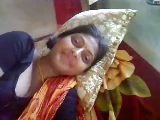 जेनी हार्ड एक अच्छा और सेक्सी फुल मूवी हिंदी में कठोर हैंडजॉब देता है