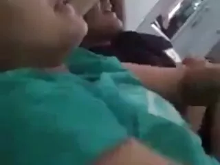 इस छोटे से जानवर और लड़की का सेक्सी मूवी घिसना