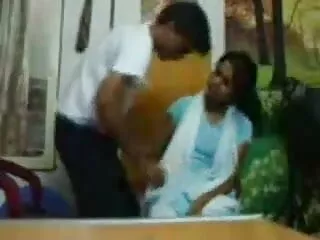 अरे, वह डिक प्यार हिंदी सेक्सी एचडी मूवी करता है!