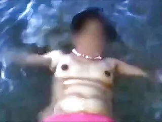 रेडहेड कैटरीना कैफ की सेक्सी मूवी पूरी तरह से 2 बीबीसी द्वारा गड़बड़